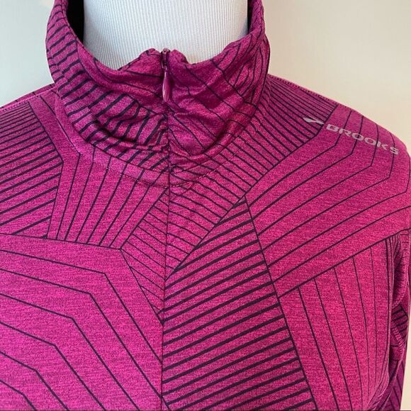 Brooks Run Happy Quarter Zip Pullover - Picture 3 of 10